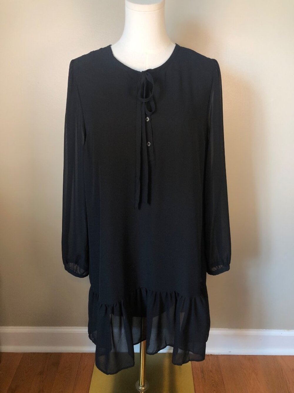 Draper James Black Tie Neck Flounce Shift Dress Sheer Sleeves Ruffle Hem Large